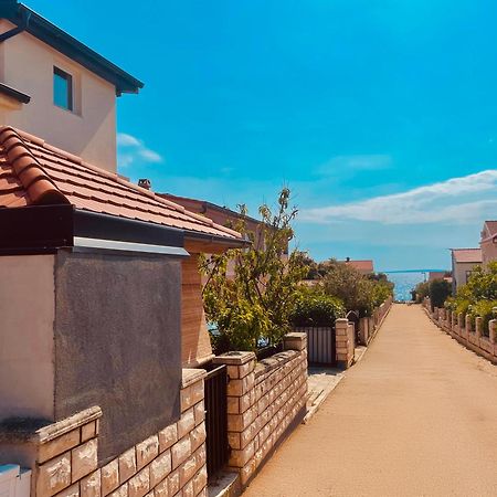 Apartmani Trupeljak Мандре Екстер'єр фото