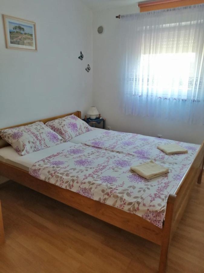 Apartmani Trupeljak Мандре Екстер'єр фото