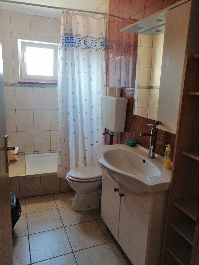 Apartmani Trupeljak Мандре Екстер'єр фото