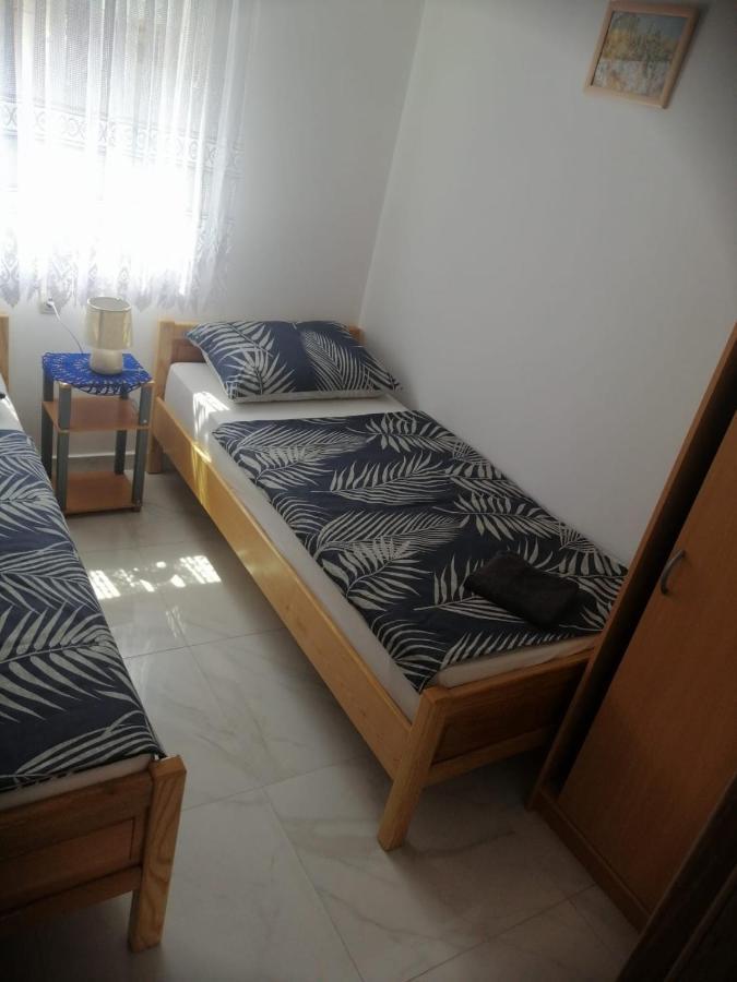 Apartmani Trupeljak Мандре Екстер'єр фото